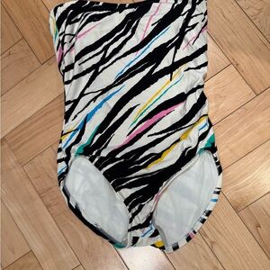 90s Black and White One Piece Swimwear